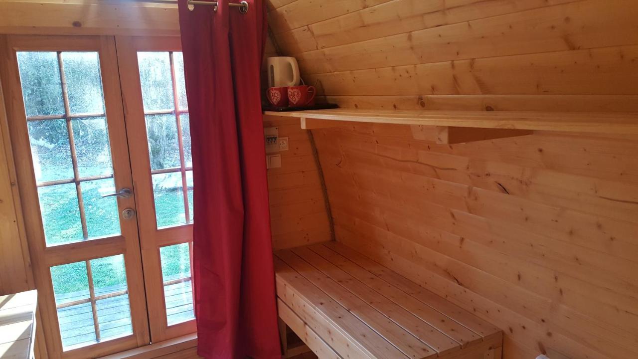 Camping Le Rey Louvie Juzon Buitenkant foto