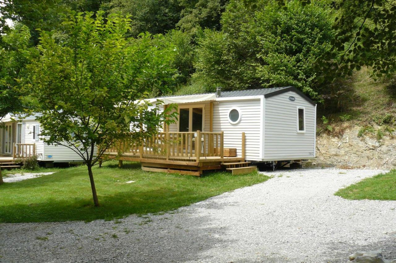 Camping Le Rey Louvie Juzon Buitenkant foto