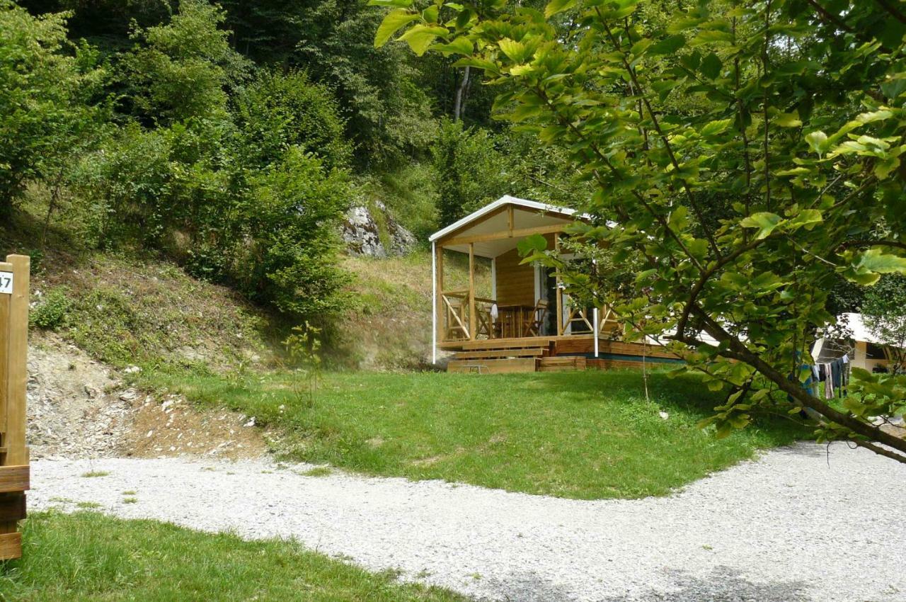 Camping Le Rey Louvie Juzon Buitenkant foto